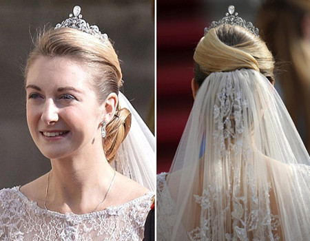 Versatile Buns of Wedding Hairstyles Brings Out Your inner Celebrity 
